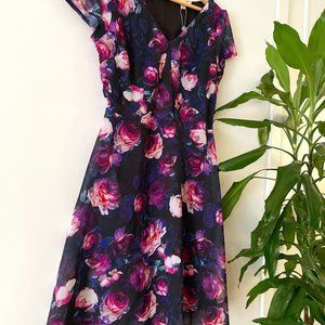 New - Yumi UK Floral Party Dress with belt (Navy Purple Flowy)